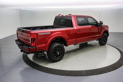 2022 Ford F-350 LARIAT SUPER DUTY