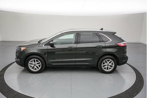 FORGED GREEN 2024 Ford Edge SEL
