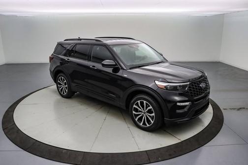 2024 Ford Explorer ST-LINE
