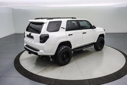 2020 Toyota 4Runner TRD OFF ROAD PREMIUM