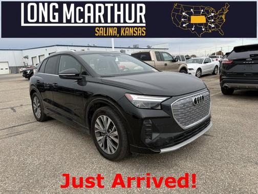 2023 Audi Q4 e-tron 40 PREMIUM