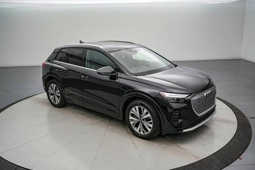 2023 Audi Q4 e-tron 40 PREMIUM