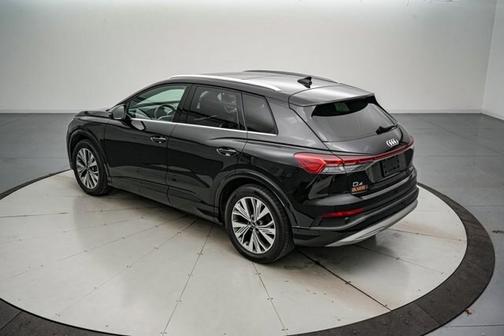 2023 Audi Q4 e-tron 40 PREMIUM