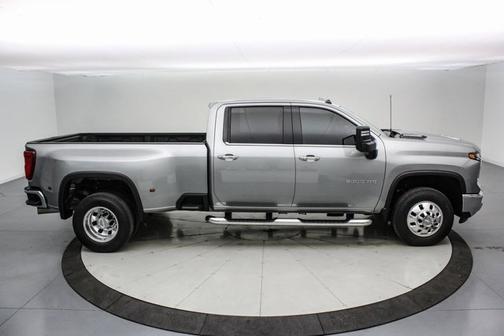 2025 Chevrolet Silverado 3500 LTZ