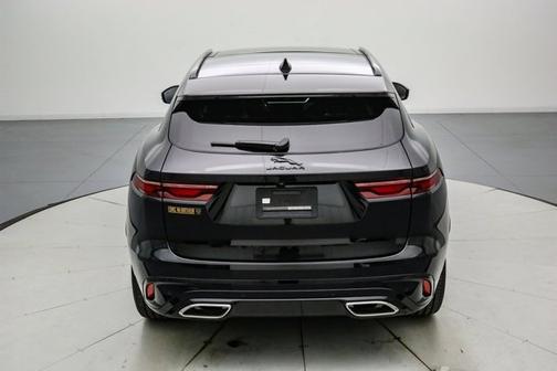 2024 Jaguar F-PACE P400 R-DYNAMIC S