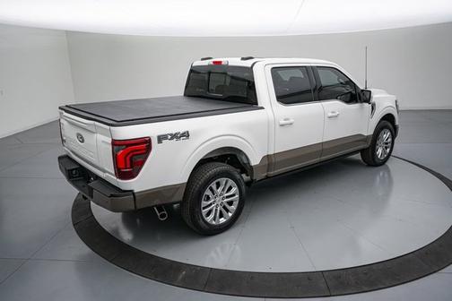 STAR WHITE METALLIC TRICOAT 2025 Ford F-150 KING RANCH