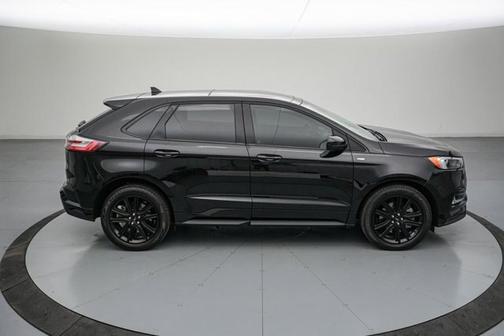 2022 Ford Edge ST LINE