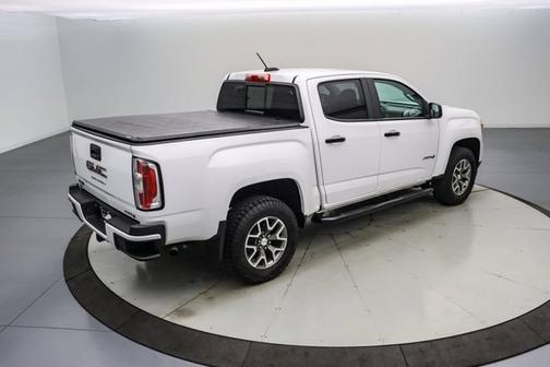 2022 GMC Canyon AT4