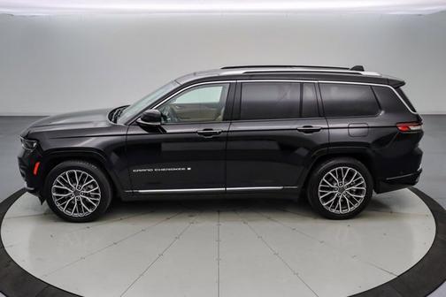 2024 Jeep Grand Cherokee SUMMIT