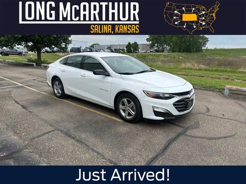 Summit White 2024 Chevrolet Malibu LS W/1FL