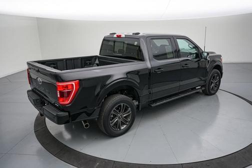 AGATE BLACK METALLIC 2022 Ford F-150 XLT