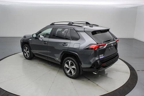 2023 Toyota RAV4 Prime SE