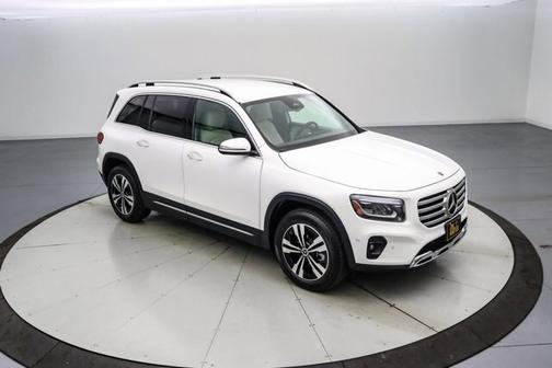 2025 Mercedes-Benz GLB 250 BASE 4MATIC