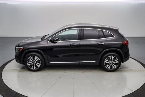 2025 Mercedes-Benz GLA 250 BASE