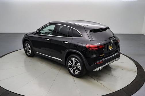 2025 Mercedes-Benz GLA 250 BASE