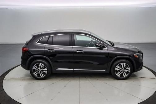 2025 Mercedes-Benz GLA 250 BASE