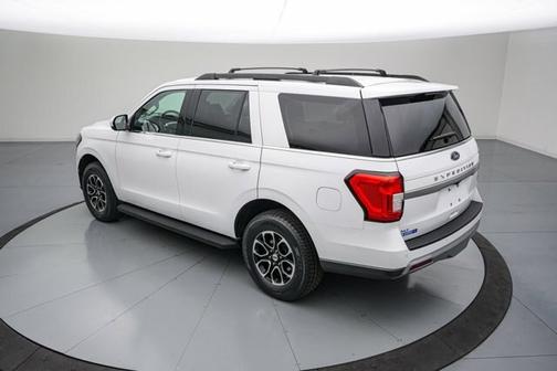 OXFORD WHITE 2024 Ford Expedition XLT