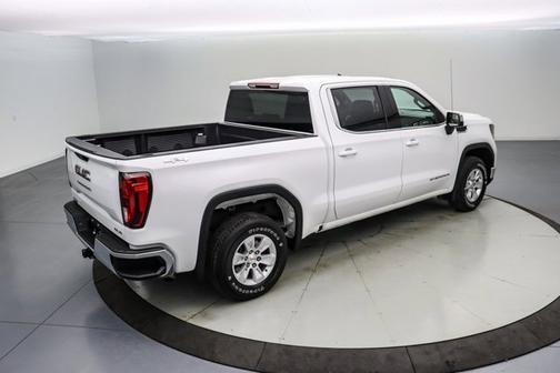 2023 GMC Sierra 1500 SLE