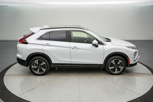 2023 Mitsubishi Eclipse Cross SE
