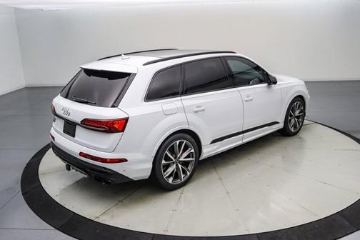2023 Audi SQ7 4.0T QUATTRO PREMIUM PLUS