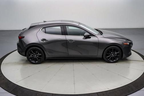 2023 Mazda Mazda3 PREMIUM