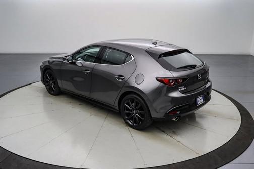 2023 Mazda Mazda3 PREMIUM