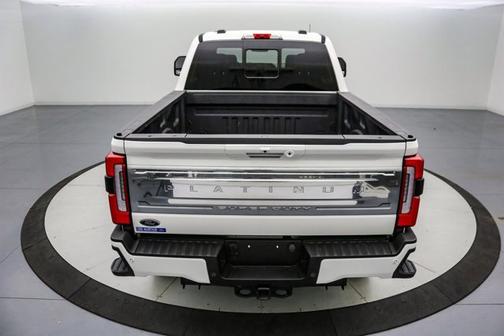 2024 Ford F-250 PLATINUM