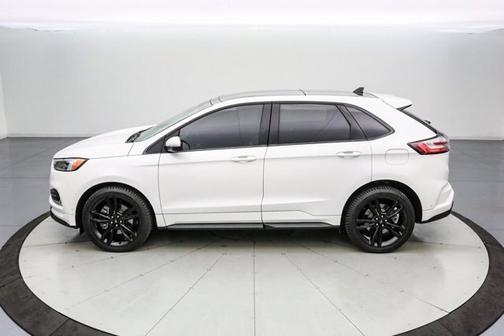 2022 Ford Edge ST