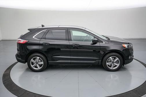 AGATE BLACK METALLIC 2023 Ford Edge SEL