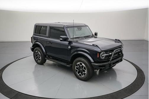 ANTIMATTER BLUE METALLIC 2021 Ford Bronco OUTER BANKS