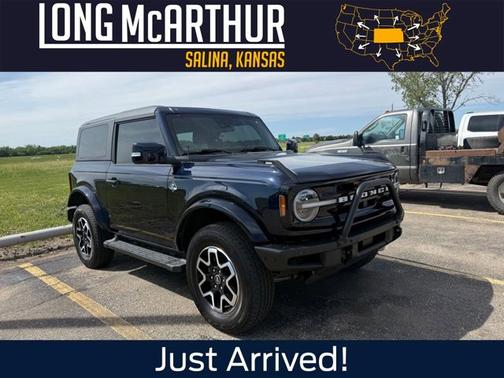 ANTIMATTER BLUE METALLIC 2021 Ford Bronco OUTER BANKS