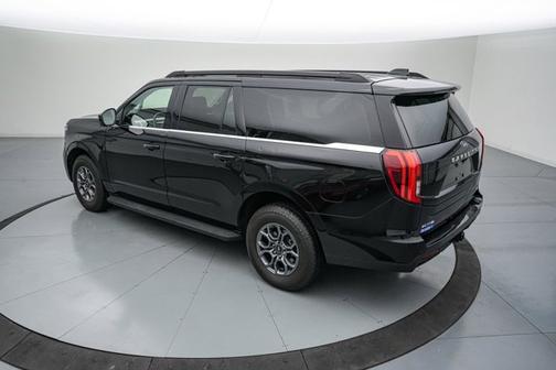 AGATE BLACK METALLIC 2025 Ford Expedition ACTIVE