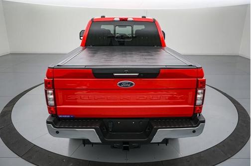 RACE RED 2021 Ford F-250 LARIAT