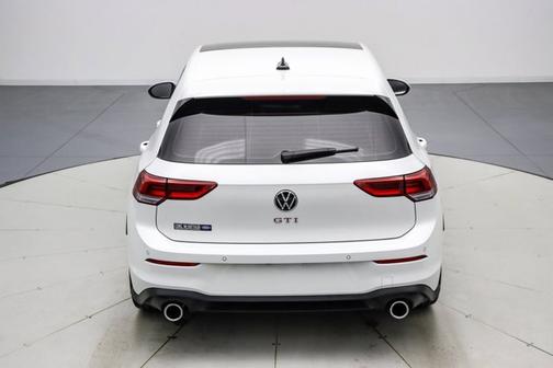 2024 Volkswagen Golf GTI 2.0T AUTOBAHN