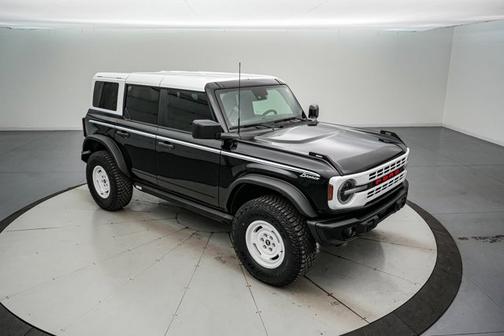 2024 Ford Bronco HERITAGE EDITION