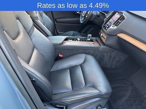 2023 Volvo XC90 Plus