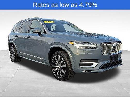 2023 Volvo XC90 Plus