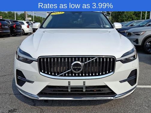 2023 Volvo XC60 B5 Plus Bright Theme