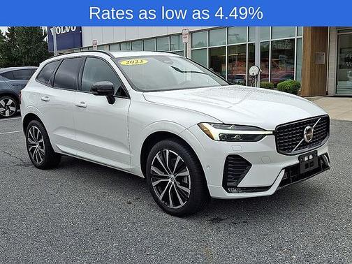 2023 Volvo XC60 Plus