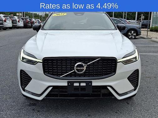 2023 Volvo XC60 Plus