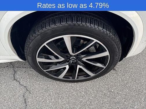 2023 Volvo XC90 Plus