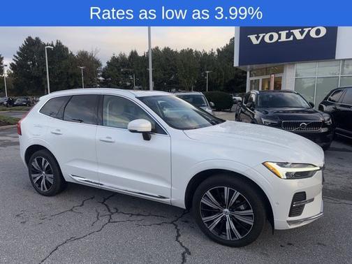 2023 Volvo XC60 B5 Plus Bright Theme