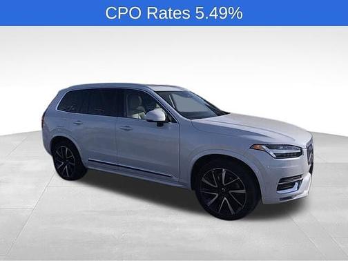 Crystal White 2023 Volvo XC90 Plus