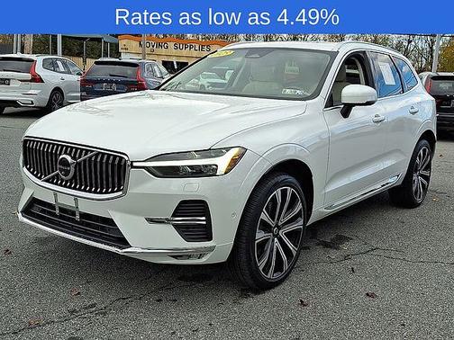 2023 Volvo XC60 B5 Ultimate Bright Theme