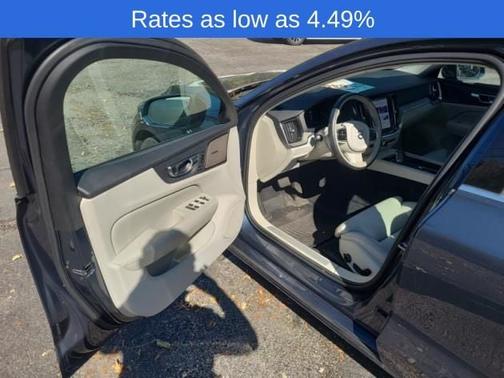 2023 Volvo S60 Ultimate