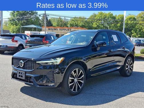 2024 Volvo XC60 B5 Plus Dark Theme