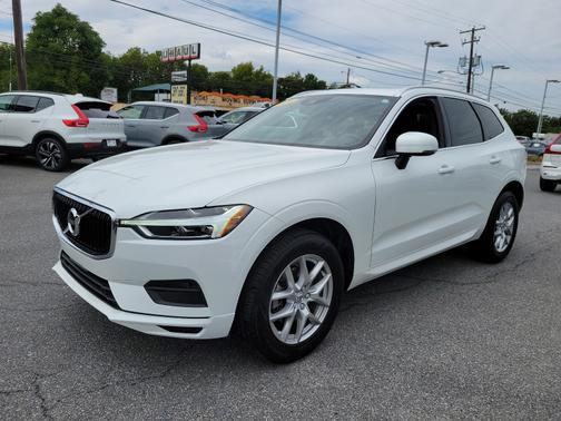 2020 Volvo XC60 T5 AWD Momentum