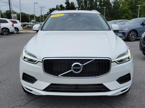 2020 Volvo XC60 T5 AWD Momentum