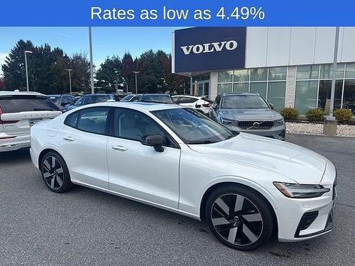 2024 Volvo S60 Plus