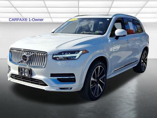 2024 Volvo XC90 B6 Plus Bright Theme